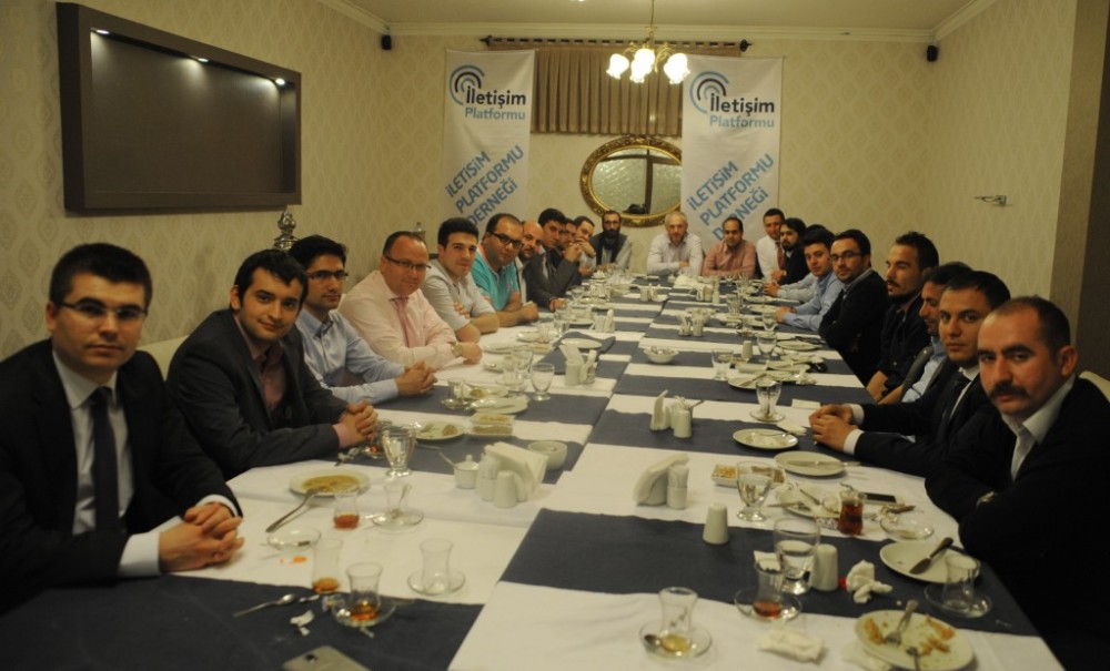 İletişim Platformu Ankara ekibi yemekte buluştu