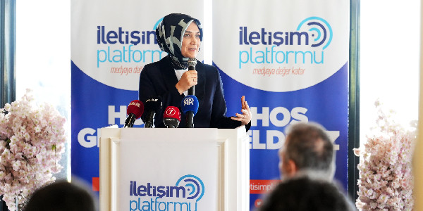 Kübra Güran Yiğitbaşı, İletişim Buluşmaları’nda Tecrübelerini Paylaştı